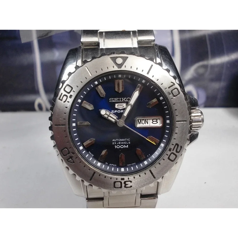 SEIKO 5 SPORTS SNZG37 DAY/DATE AUTOMATIC MEN'S WATCH 7S36-03M0, BLUE
